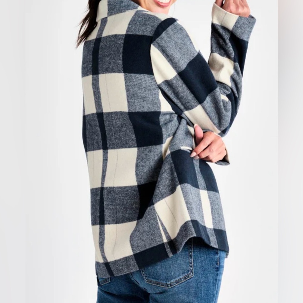 Splendid Plaid Blazer - Picture 5 of 8